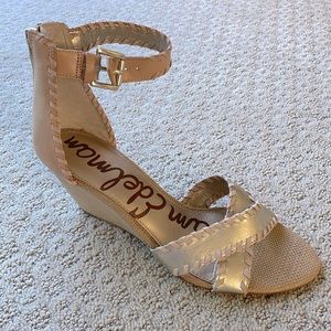 Sam Edelman leather Silvia zip wedges gold / beige size 8